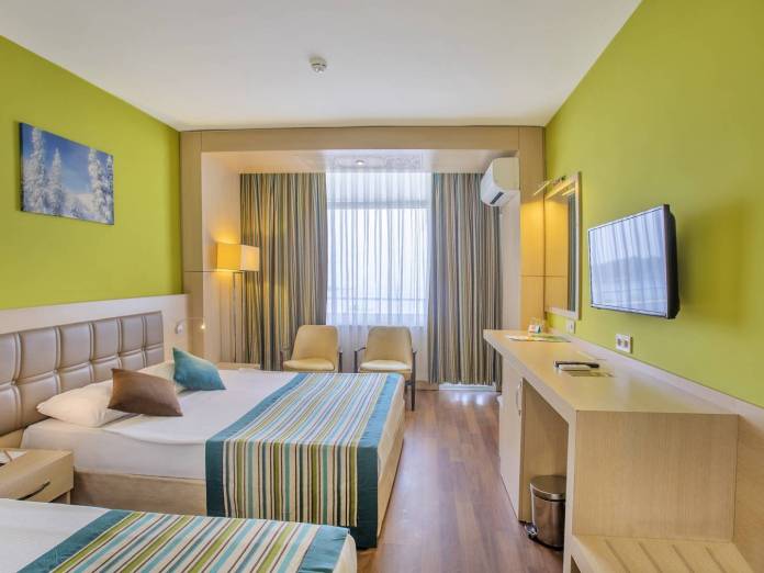 Meridia Beach Hotel - poilsinė kelionė - NNN