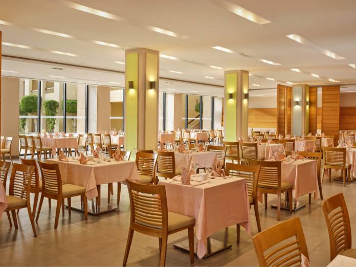 Coral Sea Aqua Club - poilsinė kelionė - NNN