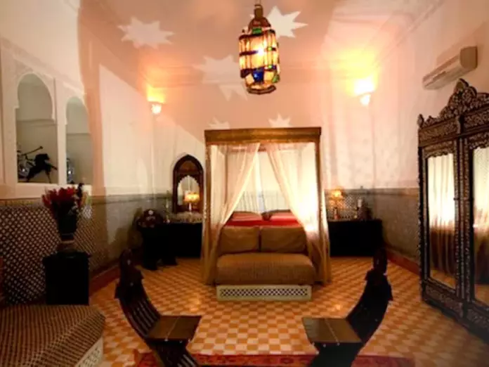 Riad Ifoulki - poilsinė kelionė - NNN