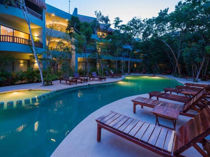 Amare Beach Hotel Marbella - poilsinė kelionė - NNN