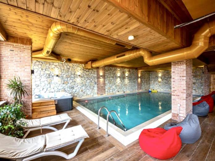 Aerial - poilsinė kelionė - NNN