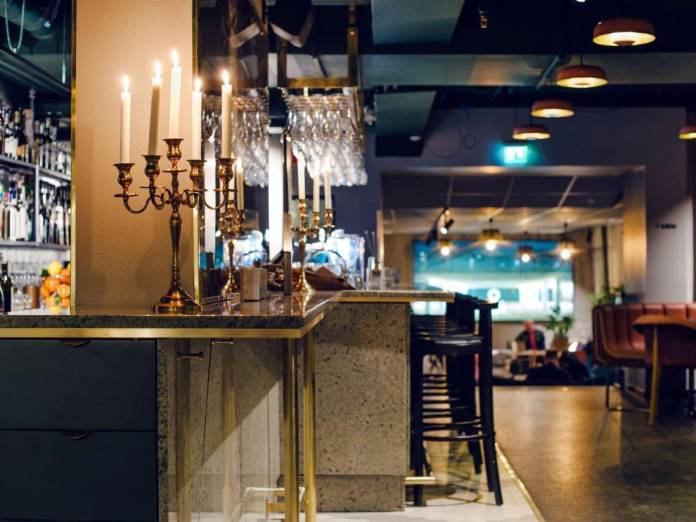 Best Western And Hotel - trumpas pabėgimas - NNN