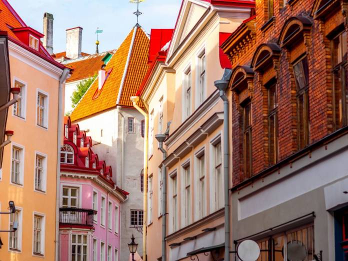 Talinas - Tartu - pažintinė kelionė - NNN