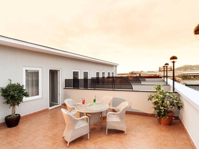 Hotel Tiempo - trumpas pabėgimas - NNN