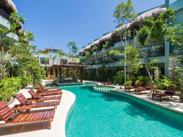 Amare Beach Hotel Marbella - poilsinė kelionė - NNN