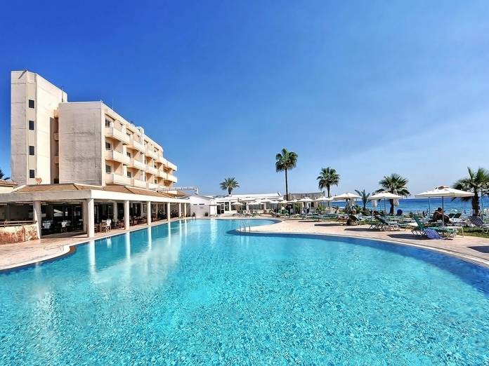 Pierre Anne Beach Hotel - poilsinė kelionė - NNN