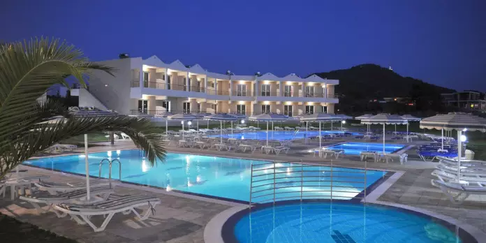 Emerald Hotel - Rodas