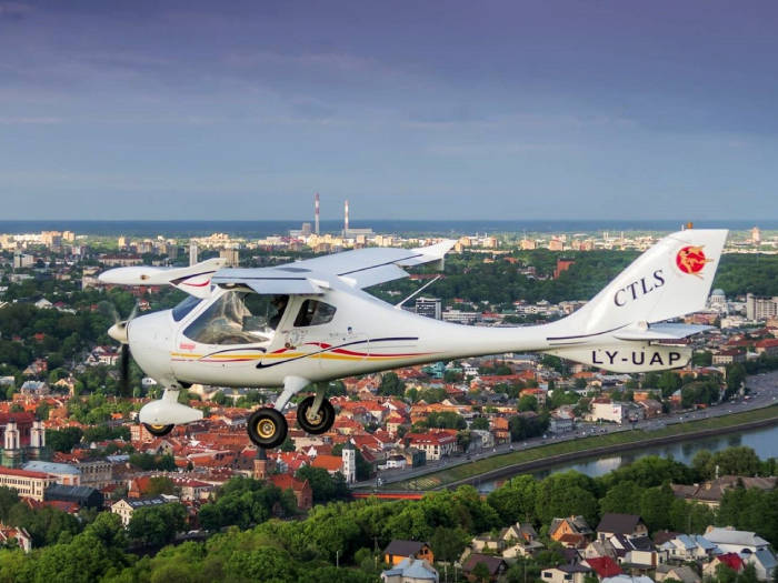 Skrydžiai virš Kauno - asociacija „Pilotai“ - Viešbučiai Kaune