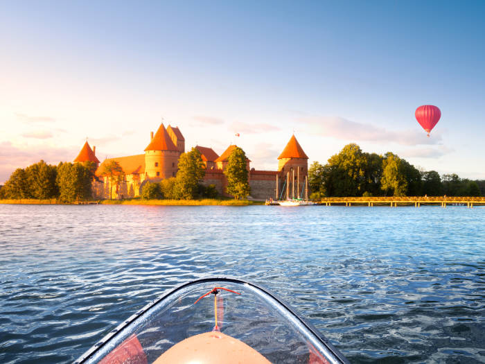 Ežero Gelmės - skaidrių baidarių nuoma Trakuose - Viešbučiai Trakuose