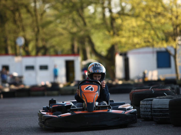 Gokartas -  Pasivažinėjimas kartingu Klaipėdoje - Viešbučiai Klaipėdoje