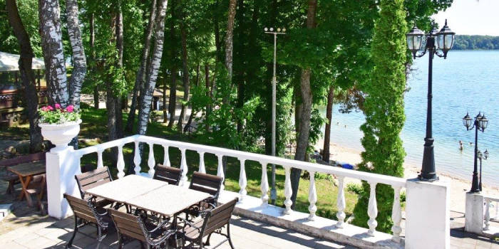 Slėnis, Sveikatinimo ir poilsio parkas - Viešbučiai Trakuose