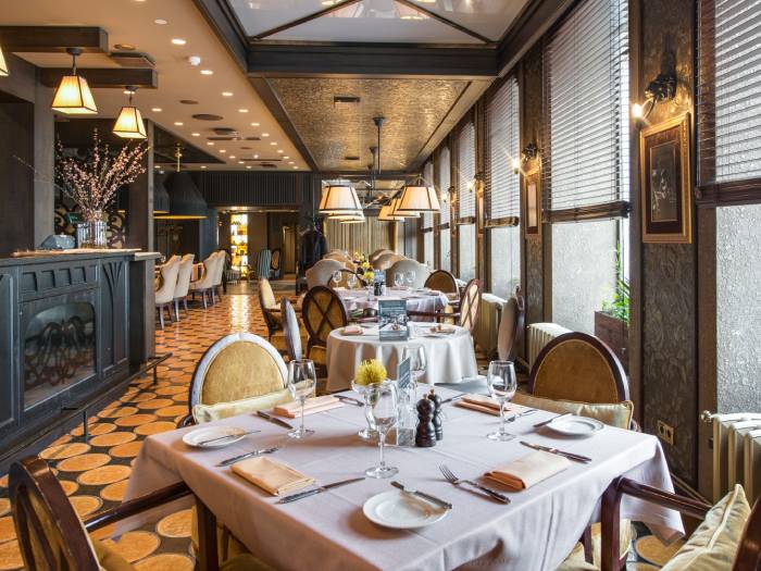 Metropole Hotel by Semarah - Viešbučiai Rygoje