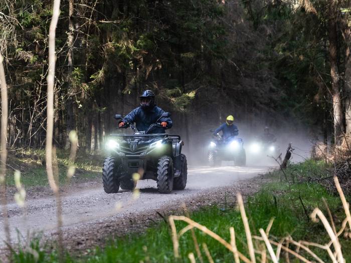 Ciongo keturračiai - Viešbučiai Kauno rajone