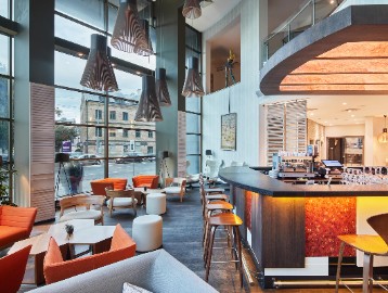 VALENTINO poilsis su VAKARIENE Vilniuje, „Holiday Inn“ DVIEM - Noriu Noriu Noriu