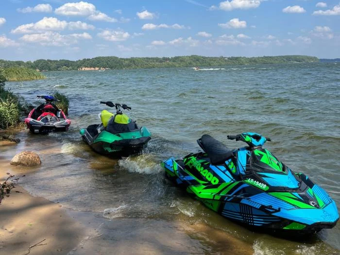 Billion Jetski - Viešbučiai Kaune
