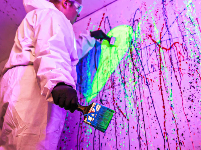 Emocijų paleidimo ir pramogų erdvė „Paleisk“ - Viešbučiai Klaipėdoje Emocijų paleidimo ir pramogų erdvė „Paleisk“ - Viešbučiai Klaipėdoje